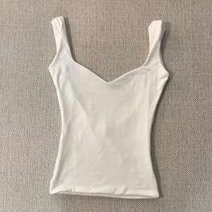 Fitted Backless White Women's Tank Top